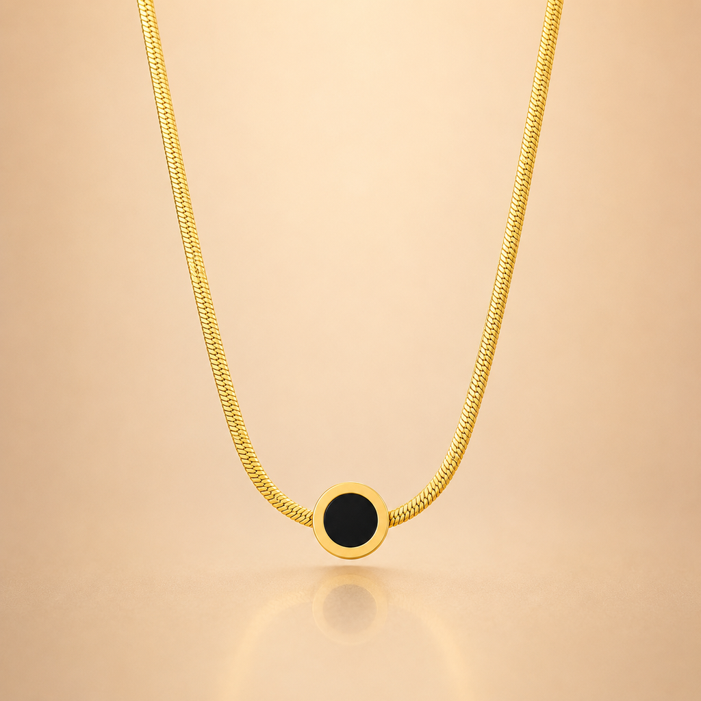 Luxe Round Pendant Necklace
