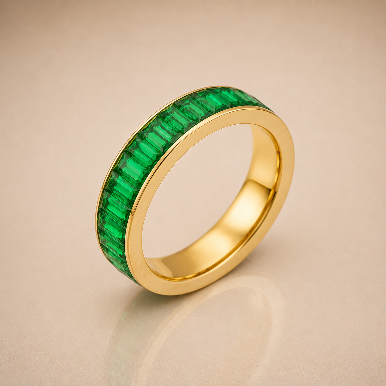 Emerald Glow Ring