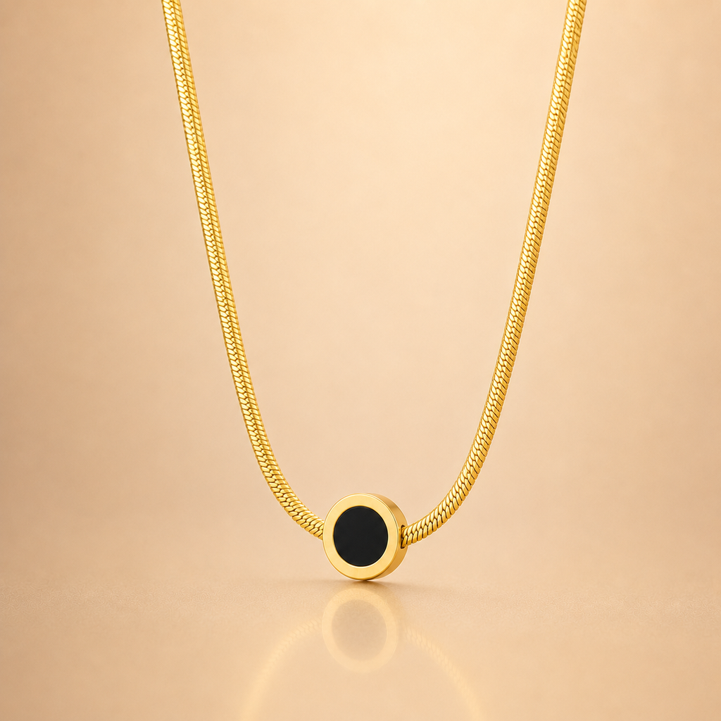 Luxe Round Pendant Necklace